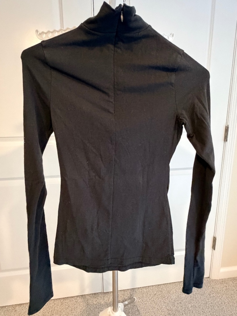 SKIMMS zipper back mock turtleneck